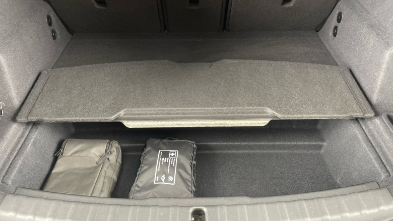 BMW 2 Series 220i MHT Sport 5dr DCT Petrol Hatchback